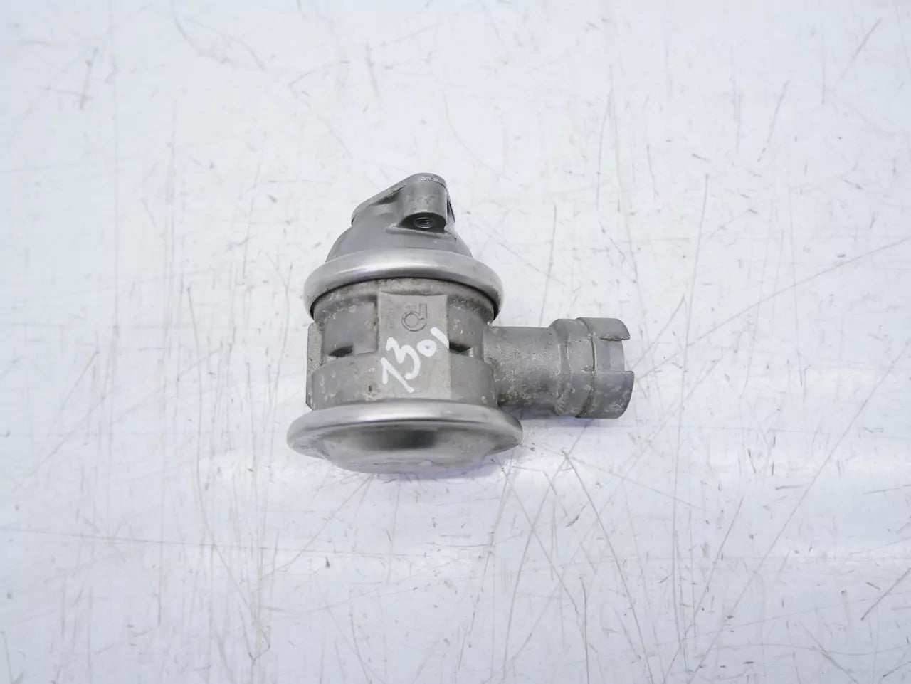 Válvula EGR Audi 4,2 V8 CAUA CAU 079131101L