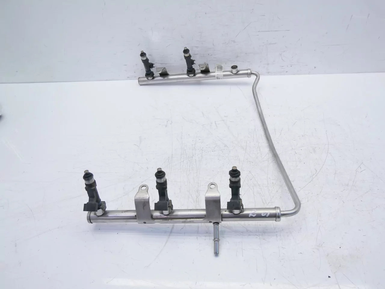 Riel de inyectores Jeep Commander Cherokee 3.7 V6 ECG 53032699AB