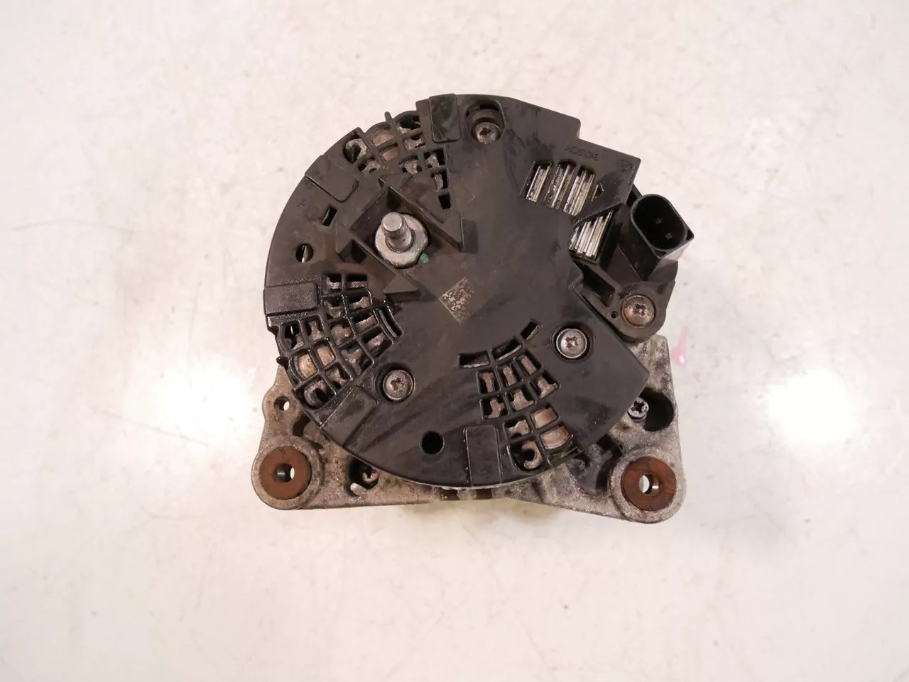 Alternador Audi 2,0 TDI Quattro CGLC CGL 04L903017E