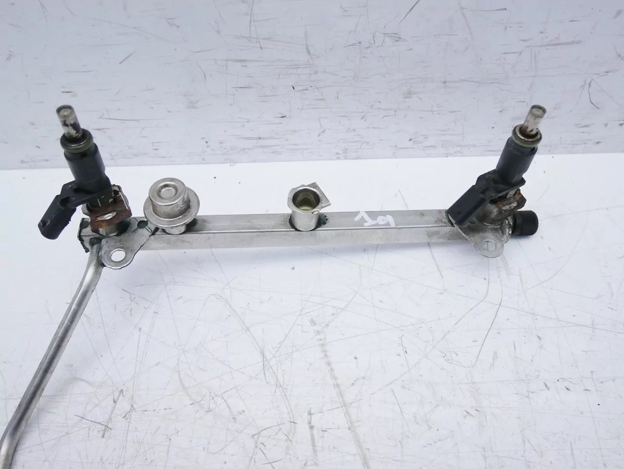 Rampa inyectora Mercedes-Benz W203 S203 3.0 V6 C 280 M272.941 A2720700995