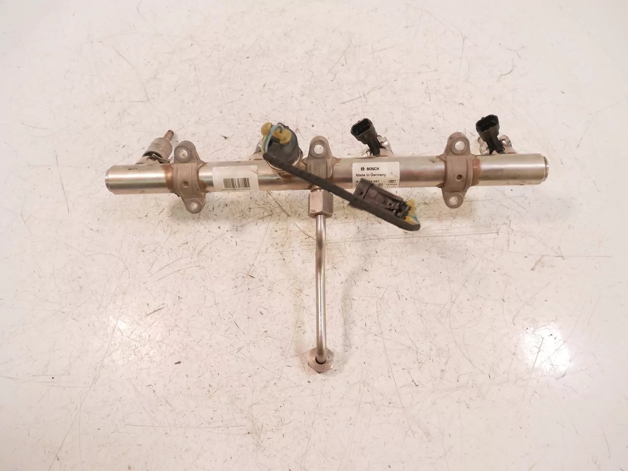 Rampa de inyectores Ferrari 4,3 gasolina F131B48 F131 F131B 247581