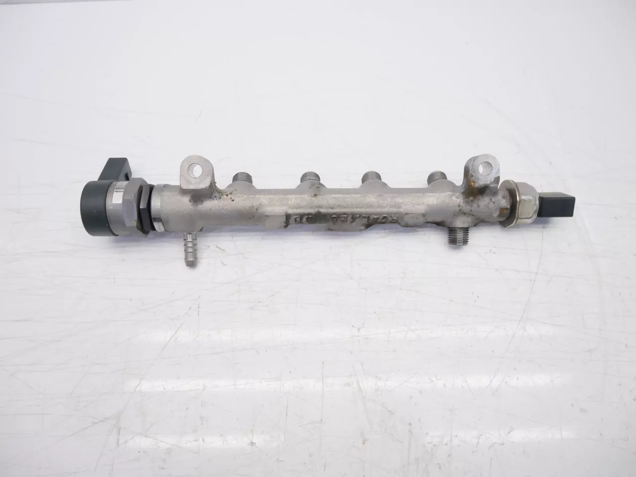 Rampa inyectora Skoda 1,6 TDI Diesel CRKB CRK 04L089D