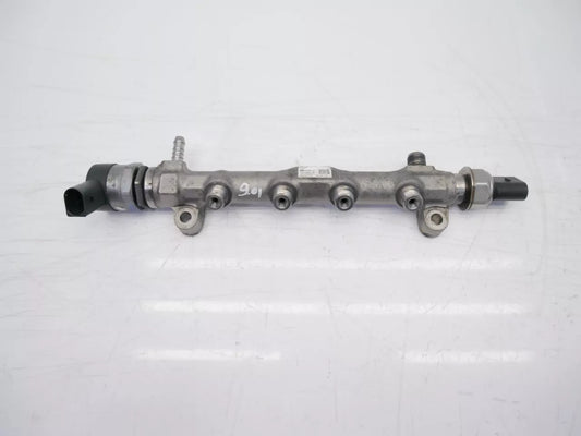 Rampa inyectora Audi Seat Skoda Volkswagen 1,6 TDI Diesel CLHA CLH 04L089B