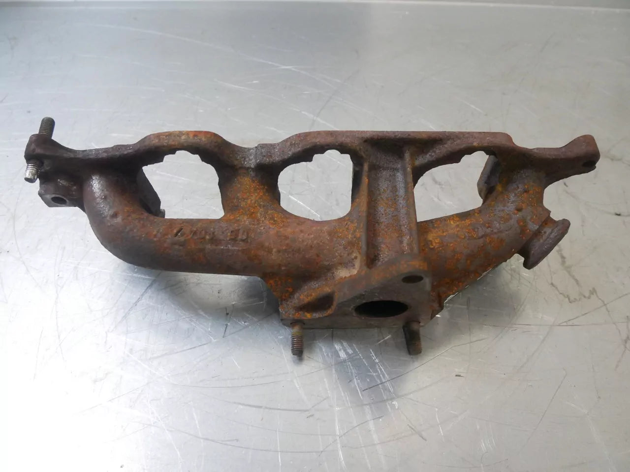 Colector de escape Nissan Opel Renault Vivaro 1.9 dCi F9Q762 F9Q L07 93160175