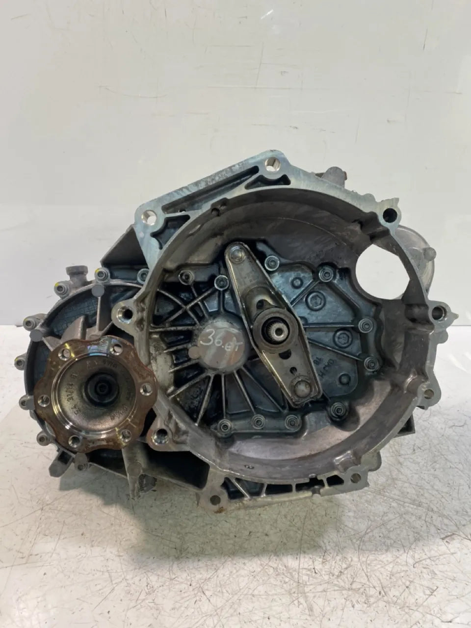 Caja cambios manual Audi Q2 GAB 1,0 30 TFSI gasolina DKRF DKR UDL 0AJ300043P