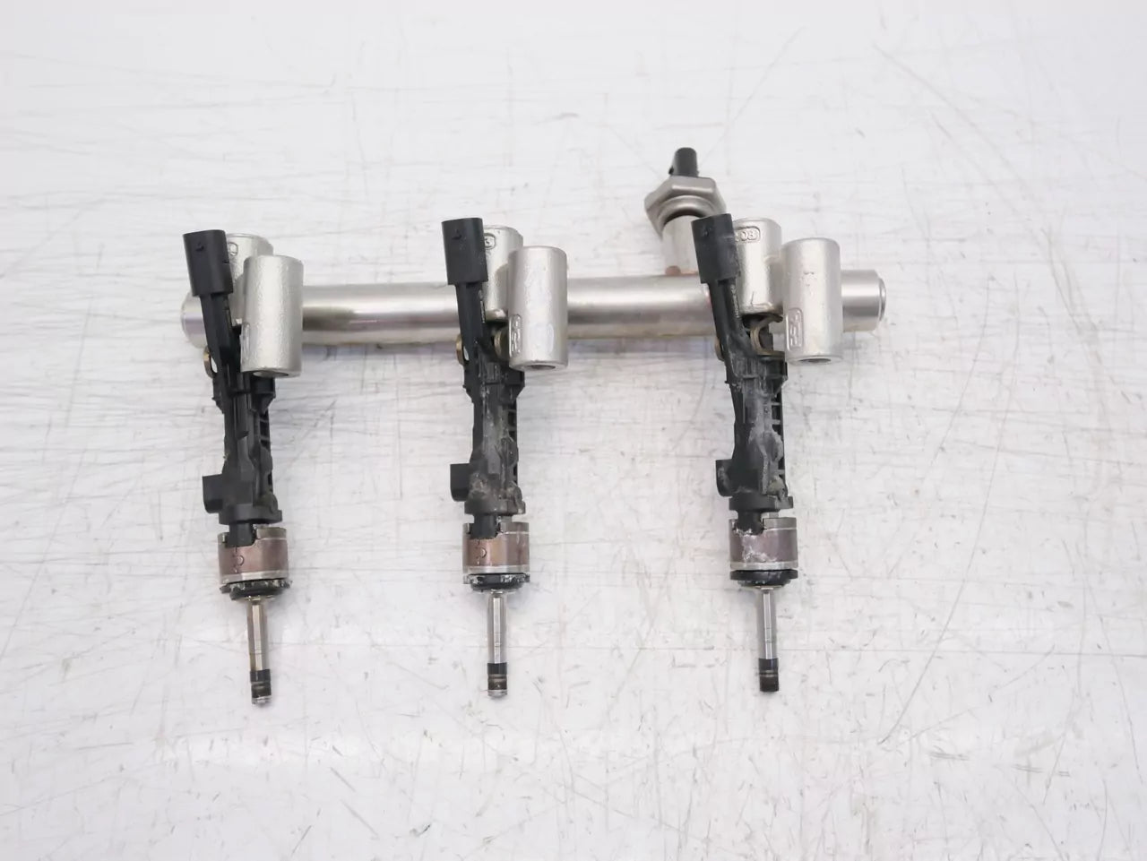 Rampa de inyectores Opel Vauxhall 1,2 EB2ADTDB HNE 9846984680