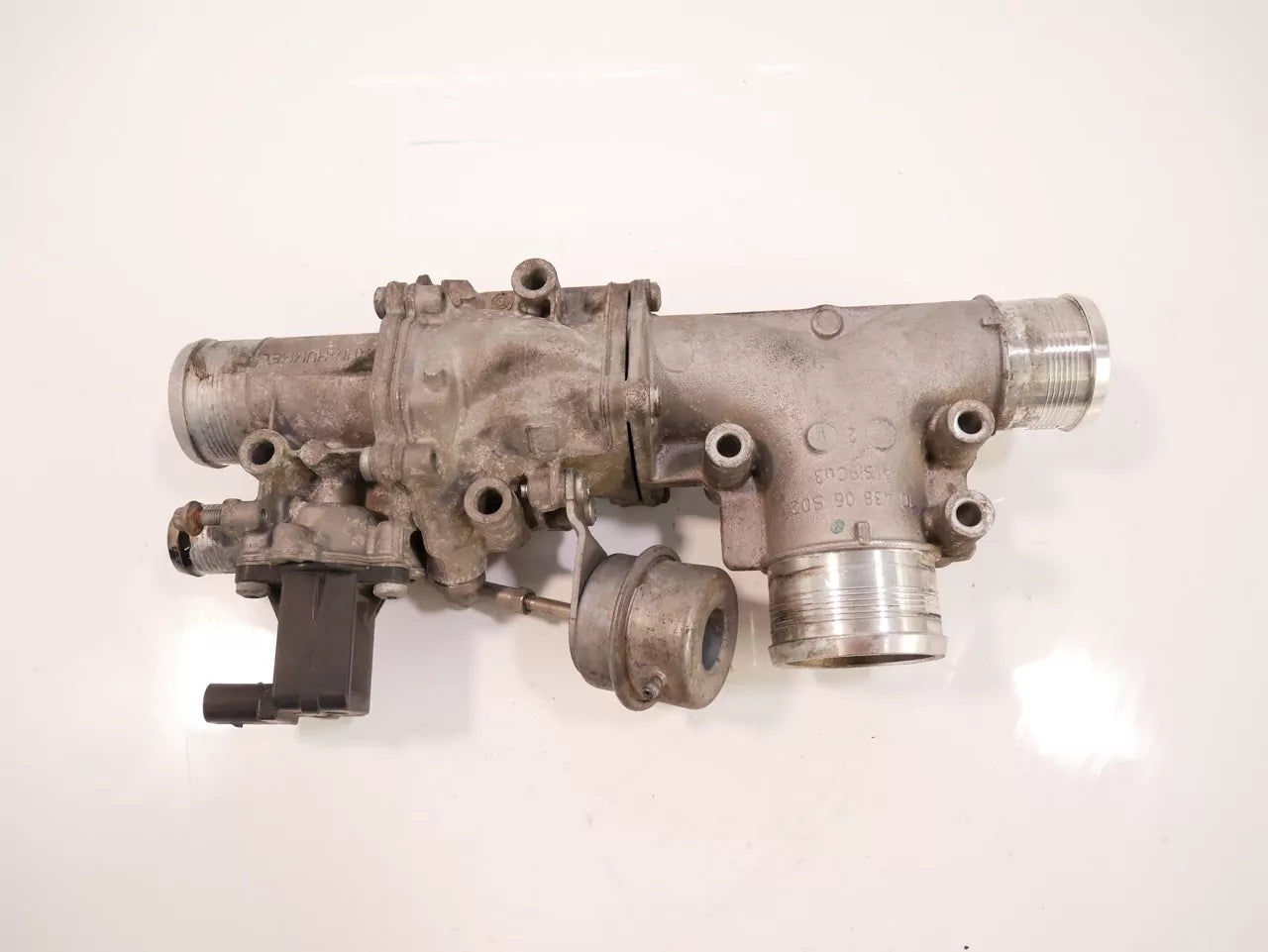 Válvula EGR Jaguar 3,0 D V6 306DT 9X2Q-6K860-DB