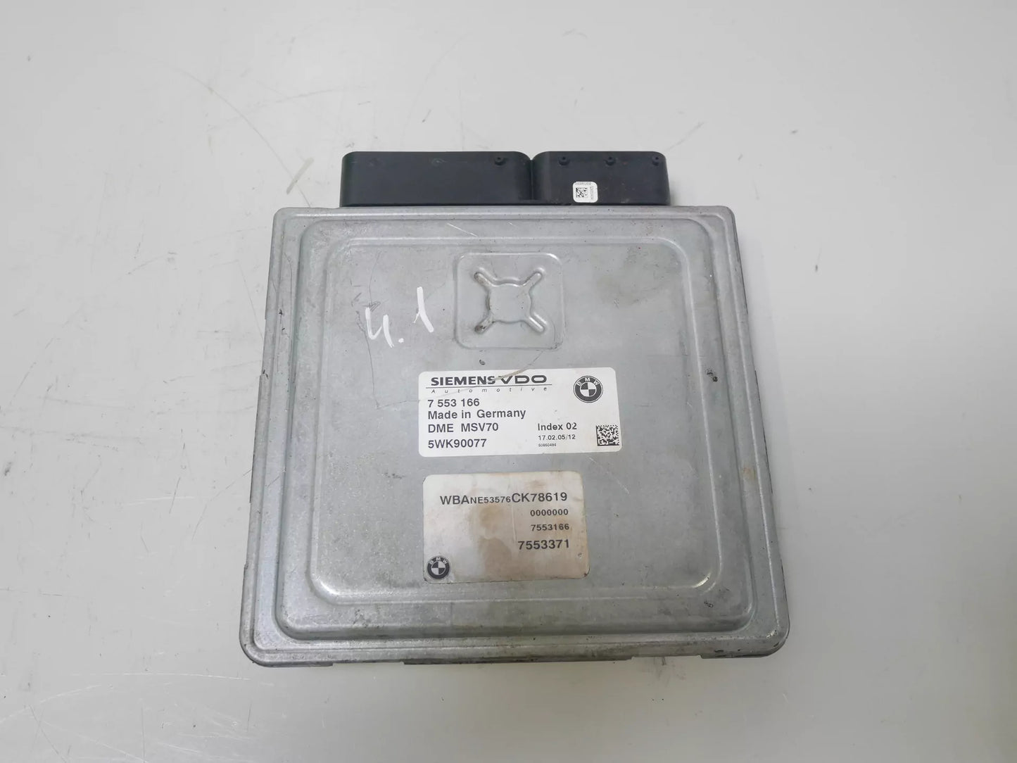 Unidad de control BMW Serie 5 E60 525 525i N52B30A N52 7533166