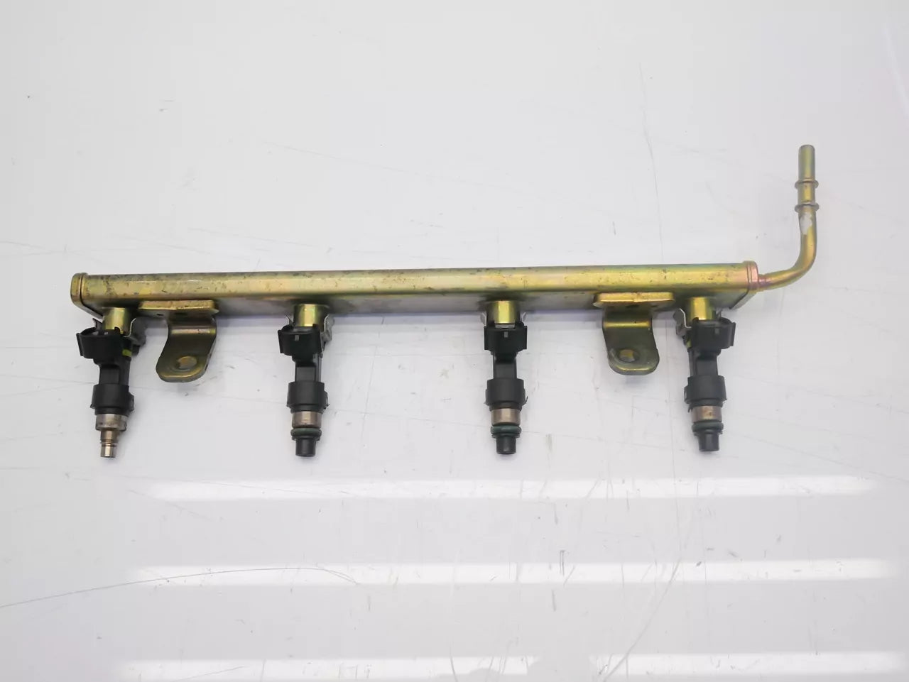 Riel inyector Nissan X-Trail Qashqai J10 2.0 MR20DE MR20 FBY2850 500*5705