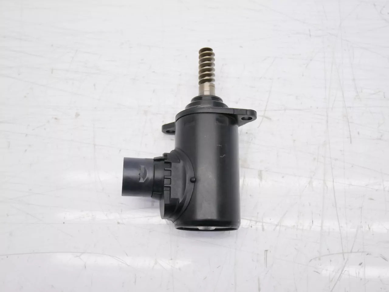 Actuador BMW 4,4 V8 S63B44B S63 7631574