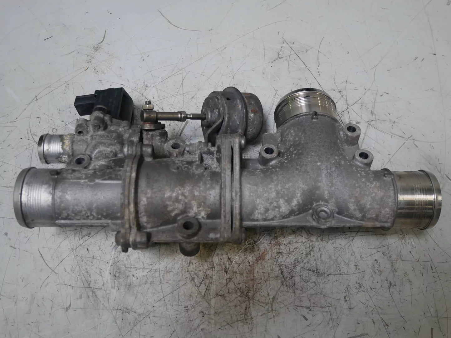 Válvula EGR válvula de recirculación de gases de escape Jaguar 3.0 D V6 306DT 1043806S02