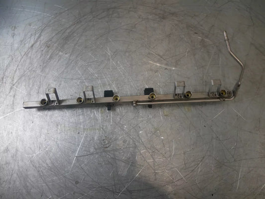 Riel inyector BMW X5 E53 3.0 i xDrive 306S3 M54 M54B30 143982702