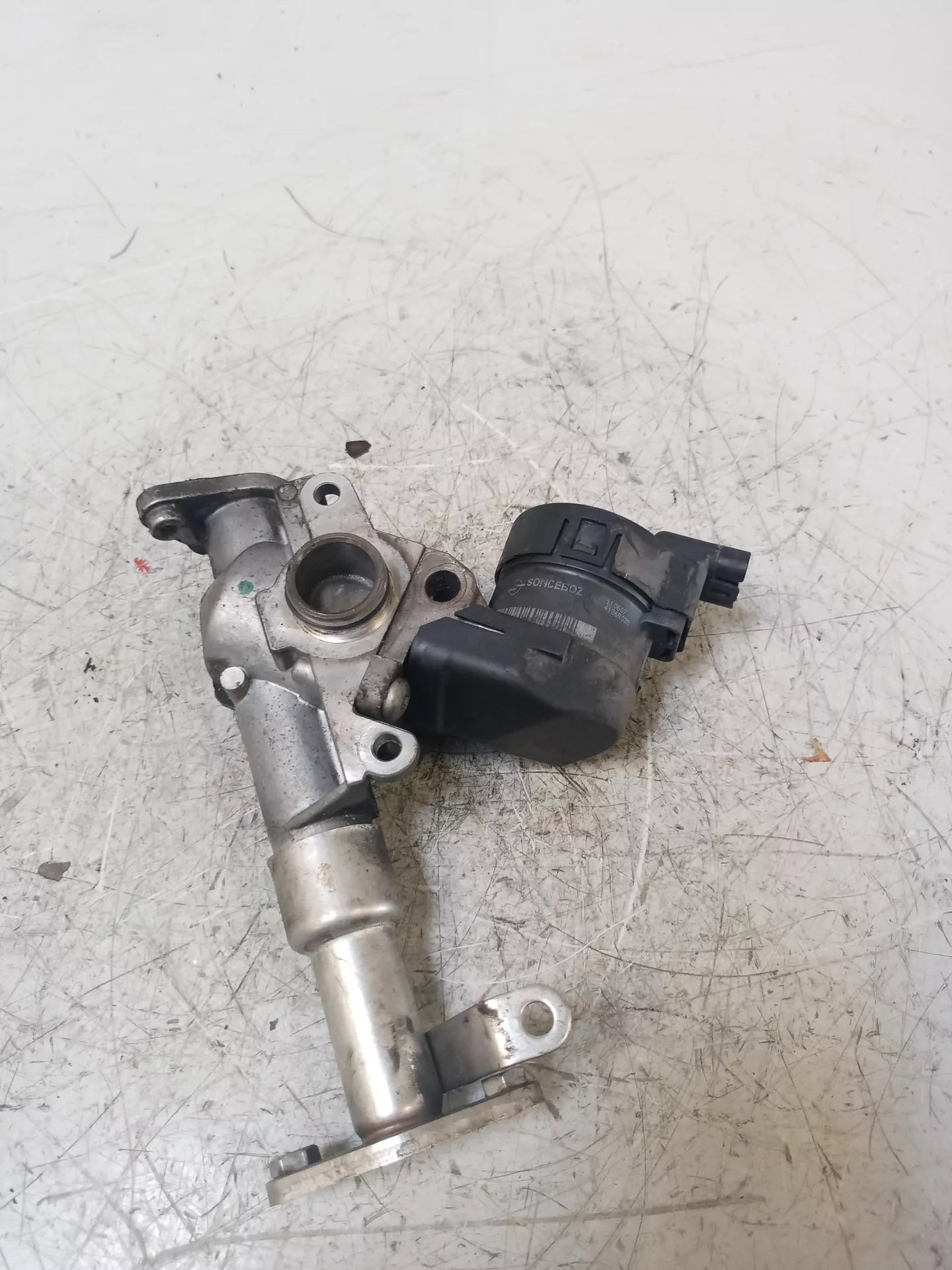 Válvula EGR BMW 320 Serie 3 E90 E91 E92 E93 2.0 gasolina N43B20A N43 7563241