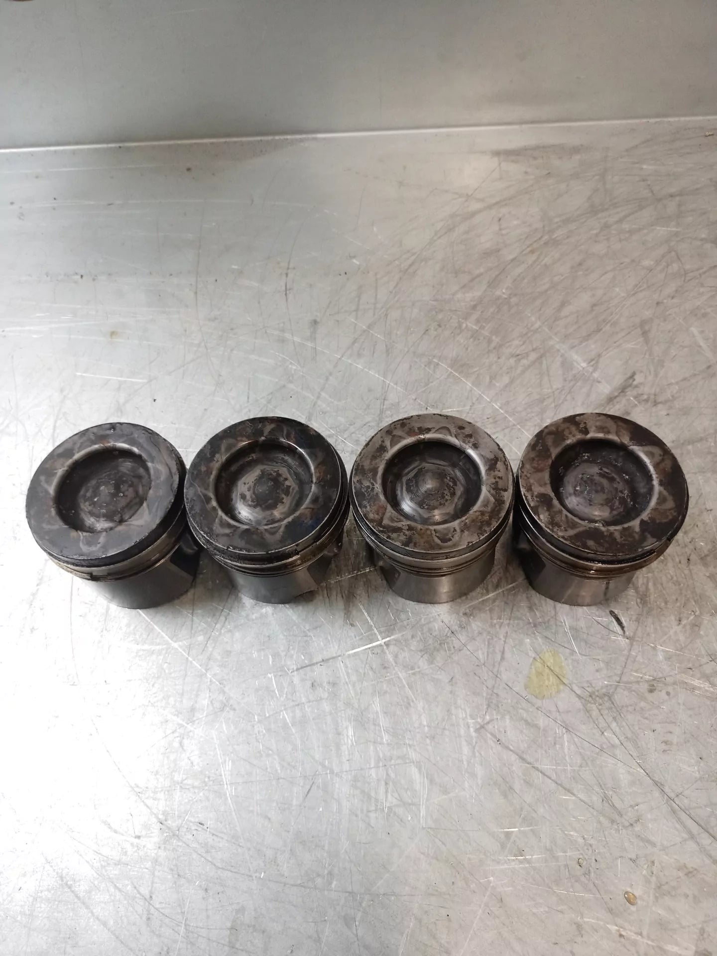 4 x pistones Citroen Peugeot C4 C5 308 508 2.0 Azul HDI AHX DW10FD