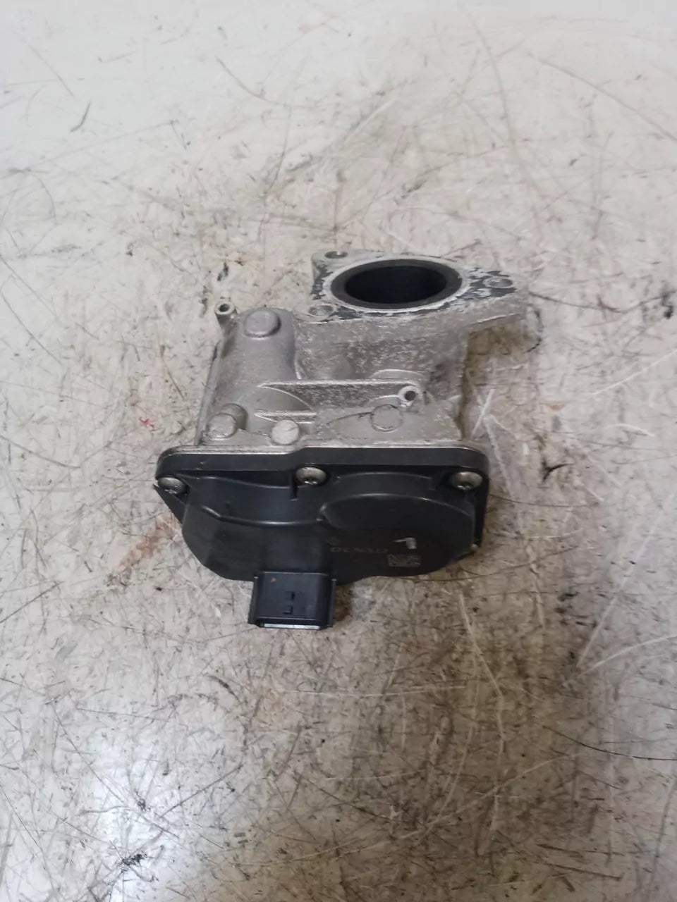 Válvula EGR Mercedes-Benz 1,5 A 180 CDI K9K460 OM607.951 147102557R