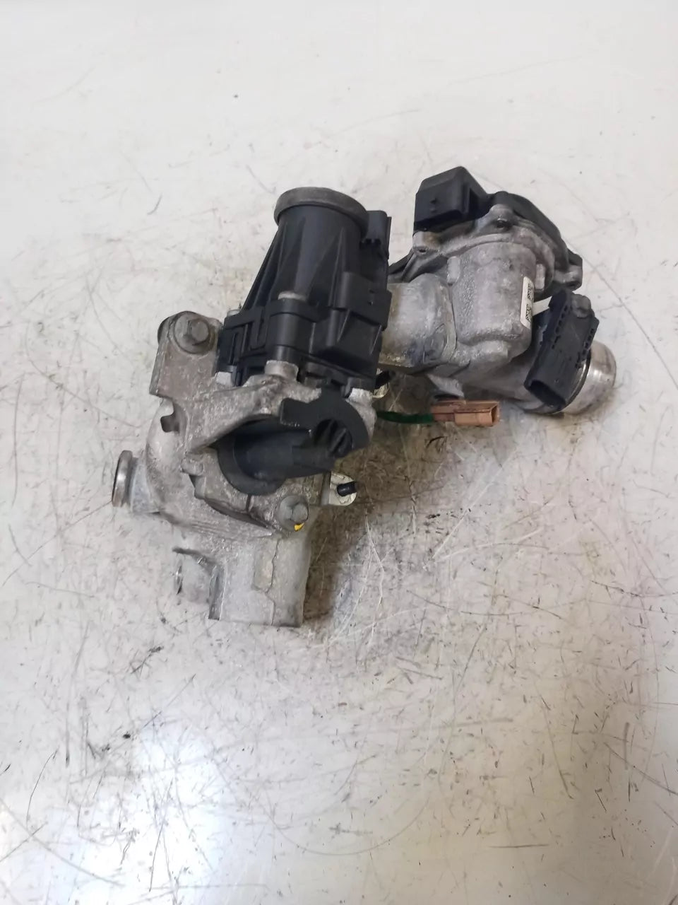 Válvula EGR Mercedes-Benz 1,5 A 180 CDI K9K460 OM607.951 147173947R