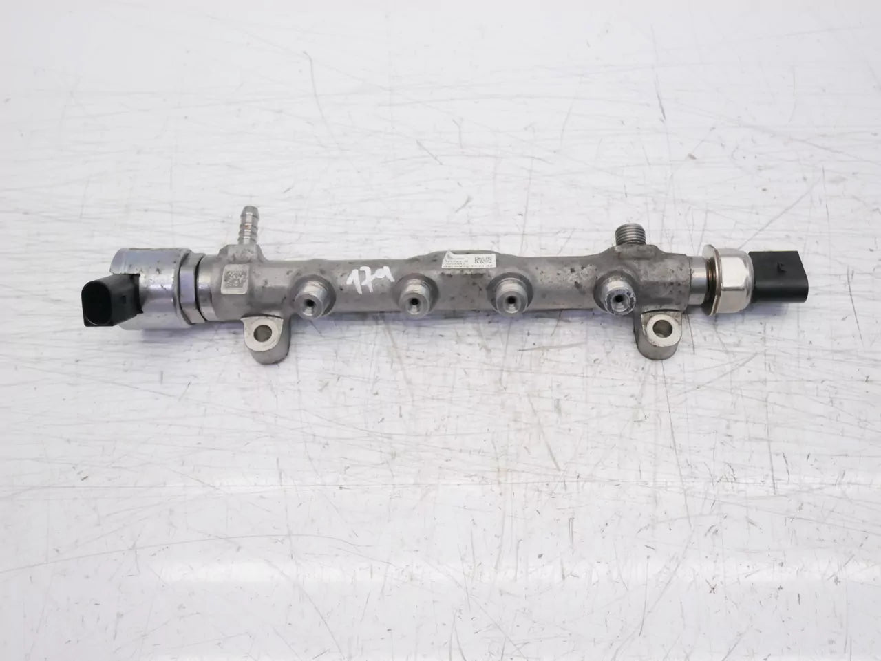 Rampa inyectora Audi 2,0 TDI DFTA DFT 04L089G