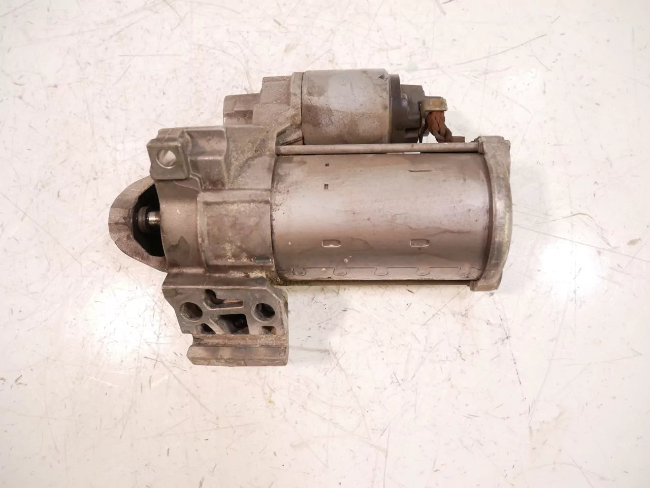 Motor de arranque BMW 2,0 120d B47D20A B47 8583451