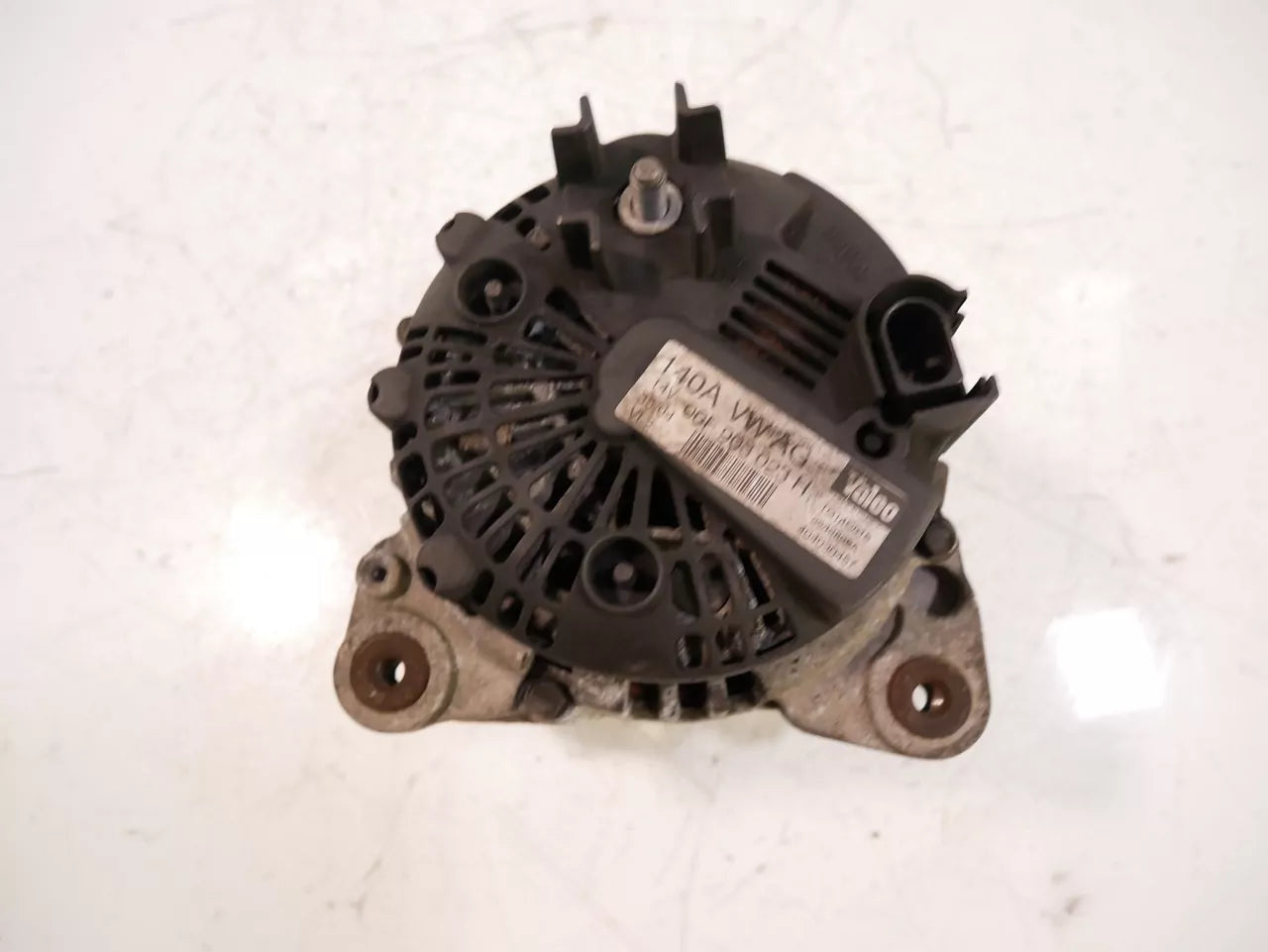 Alternador Audi 1,9 TDI BKE 06F903023H