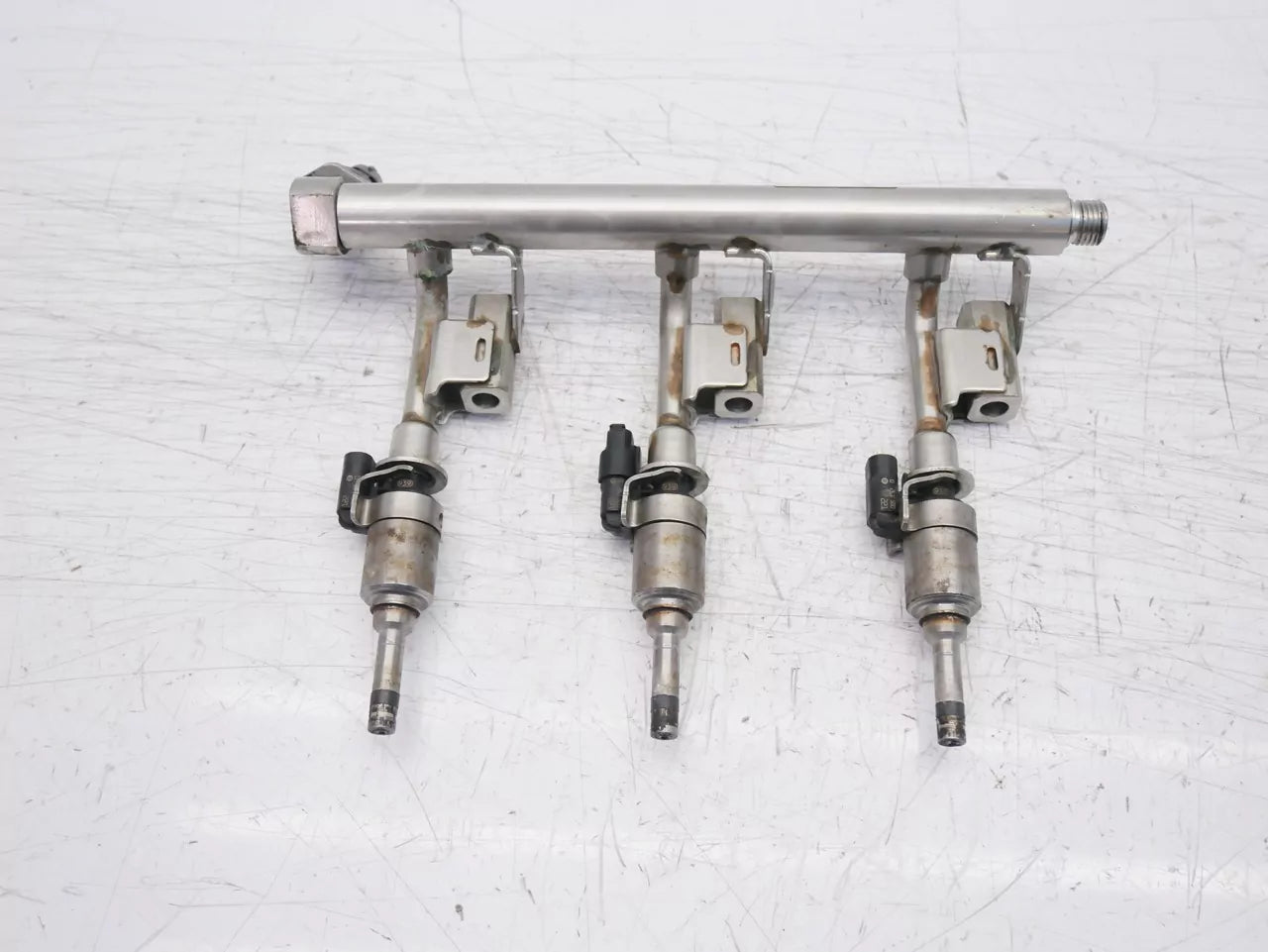 Rampa inyectora Ford 1,0 P4JA DM5G-94487-AA