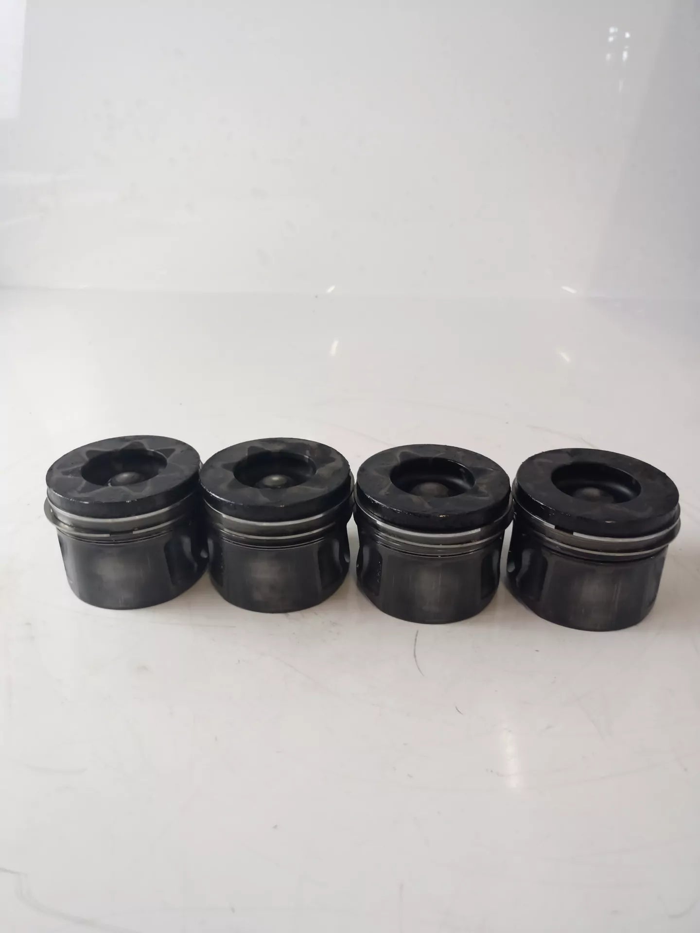 4 x Pistones Ford Transit Tourneo 2.2 TDCI Diesel QVFA T22DD0P 9648