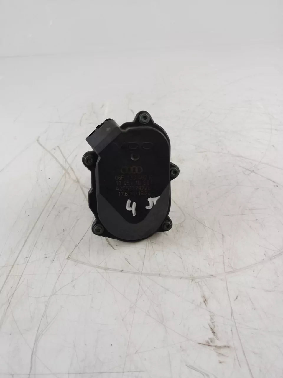 Actuador Audi A4 B7 2.0 TFSI gasolina BWT 06F133482E
