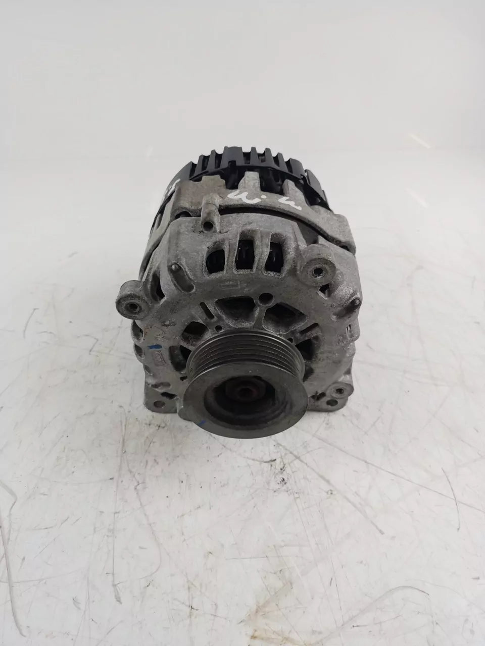 Alternador Audi A4 B9 A5 Q5 2.0 35 TDI DTNA DTN 04L903018A