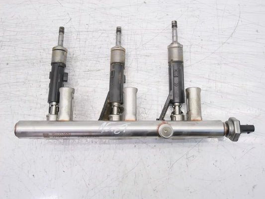 Rampa de inyectores Opel 1,2 F12XHT EB2ADTS 9811353880