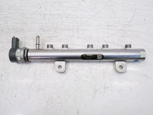 Rampa inyectora Jeep Dodge 3,0 CRD EcoDiesel EXF VM48D 35022119G