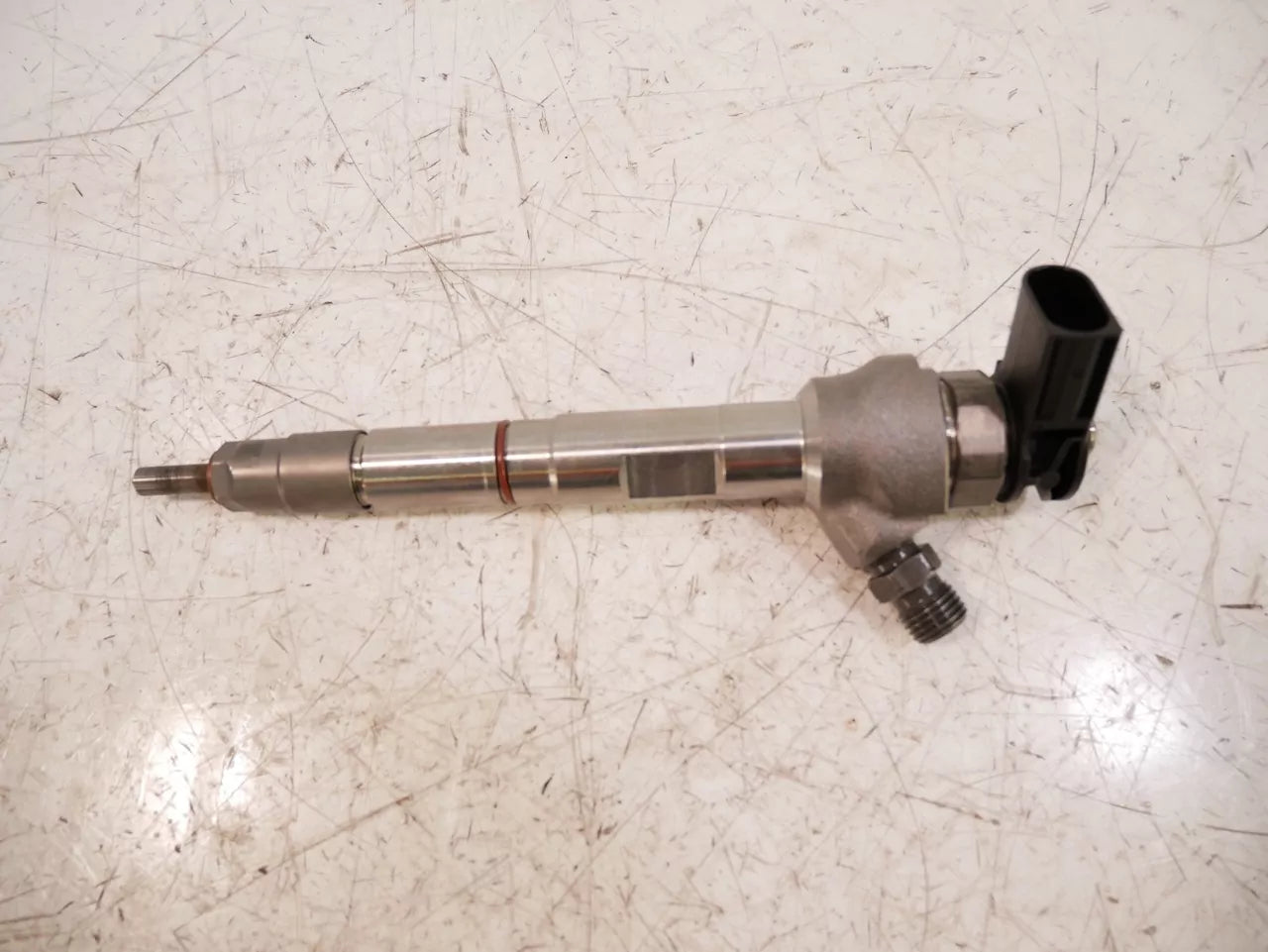 Inyector Boquilla de inyección Audi 2,0 40 TDI DTPA DTP 05L130277N