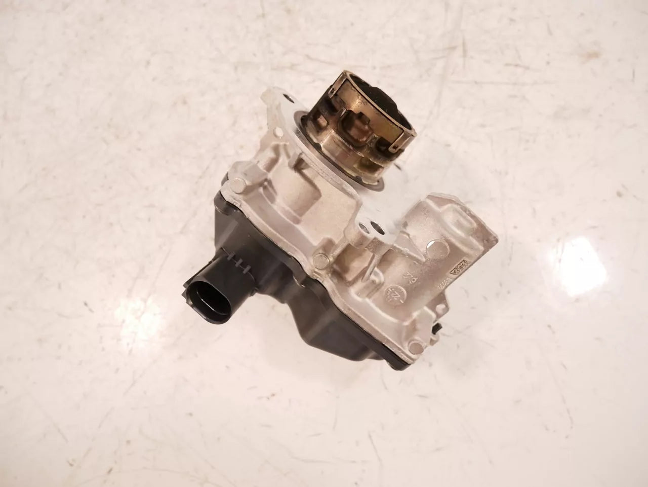 Válvula EGR Audi 2,0 40 TDI DTPA DTP 05L131501M