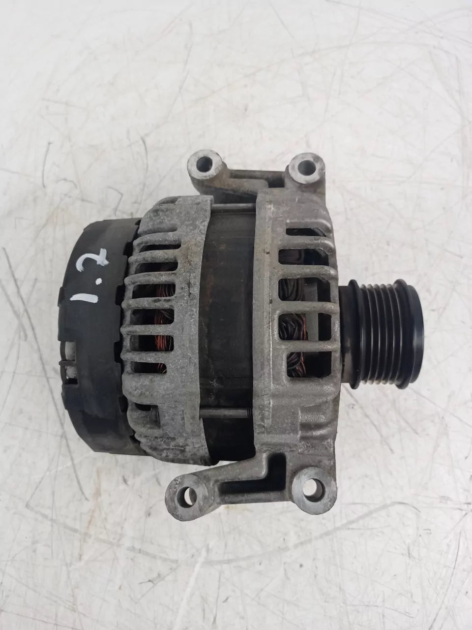Alternador Audi A4 B8 A5 1.8 TFSI CJEB CJE 06H903017