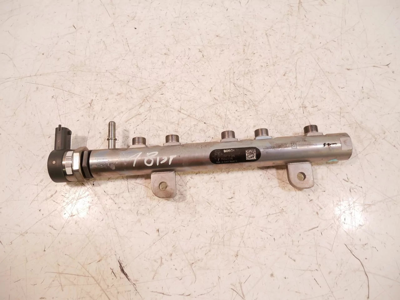 Rampa inyectora Jeep Dodge 3,0 CRD EcoDiesel EXF VM48D VM48 35022119F