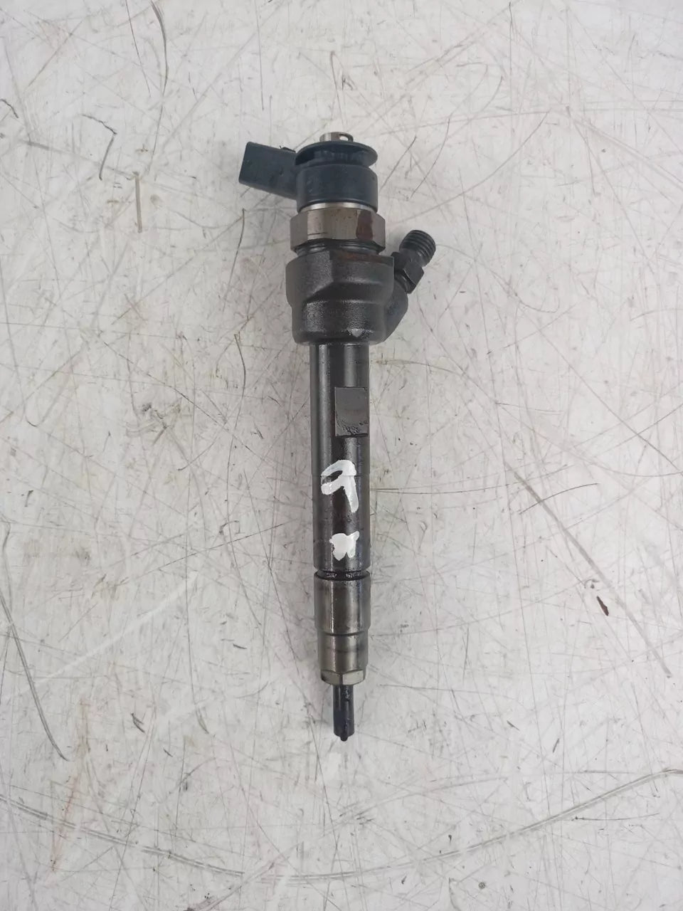 Inyector boquilla de inyección BMW F20 2.0 116 d N47D20C N47 7798446 0445110601