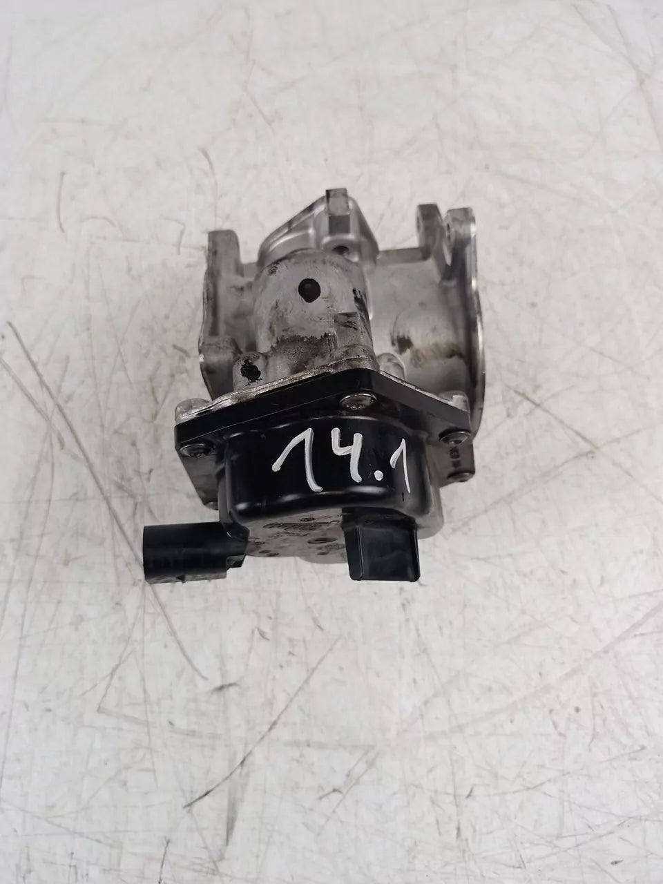 Válvula EGR Válvula de recirculación de gases de escape Volkswagen Crafter 2.0 TDI CKTC CKT V29007881