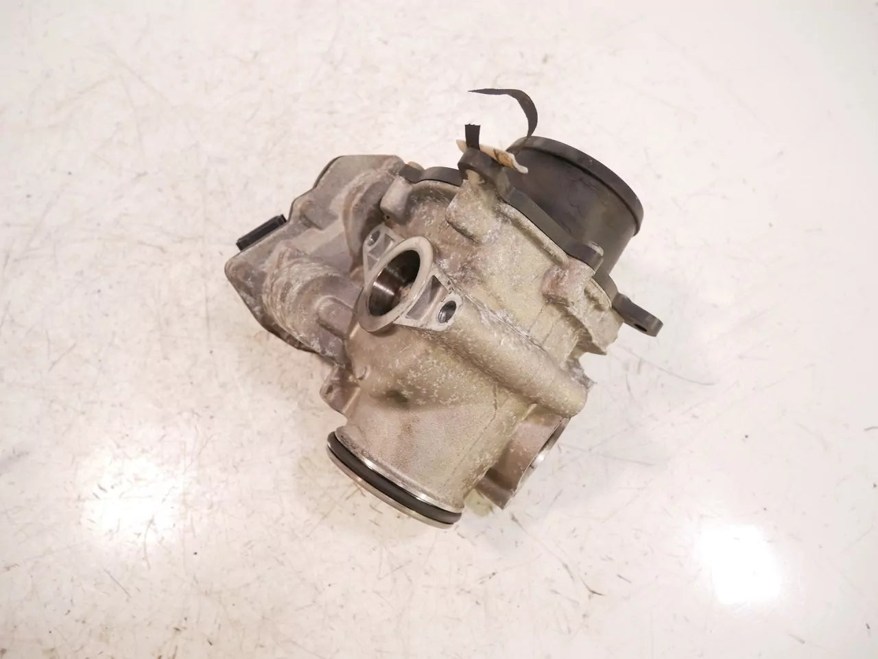 Válvula EGR Jaguar 2,0 TD4 AWD 204DTD G4D3-5H273-AB