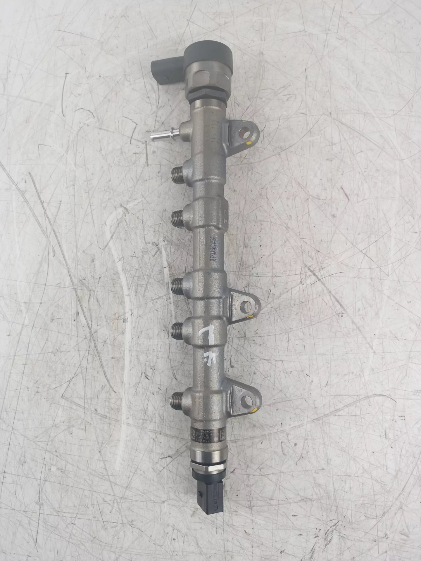 Riel inyector BMW Serie 2 F45 220D 2.0 Diesel XDRIVE B47C20B B47 8579240