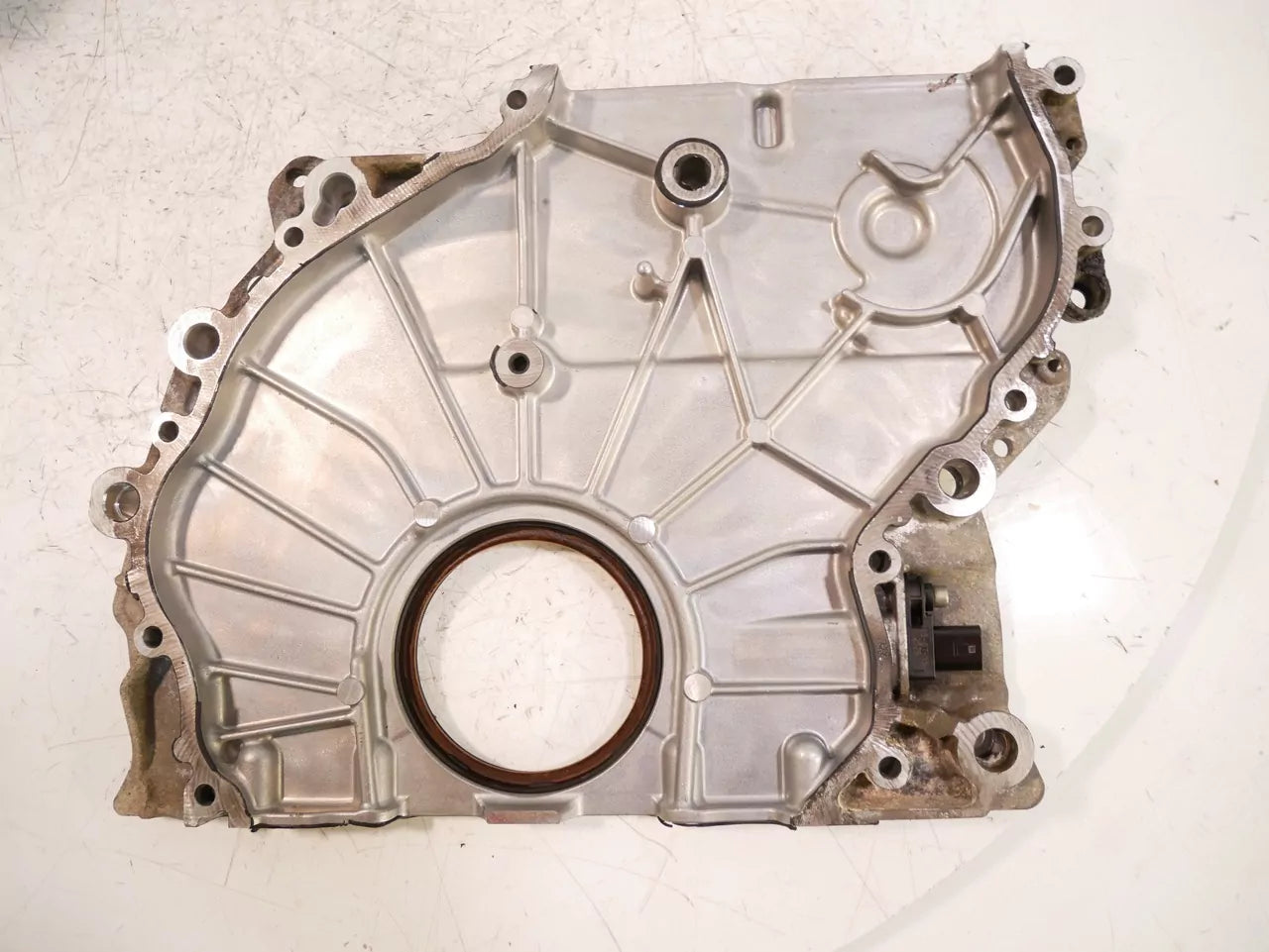Centralita BMW 2,0 B48 B48A20A 8573137