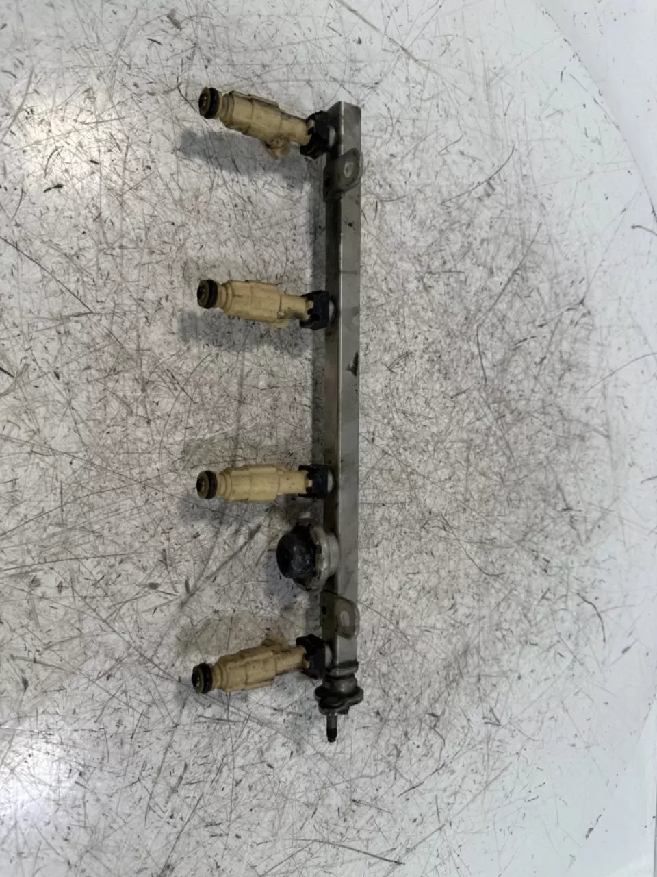 Rampa de inyectores Hyundai 2,0 2WD G4KD 35310-2G100
