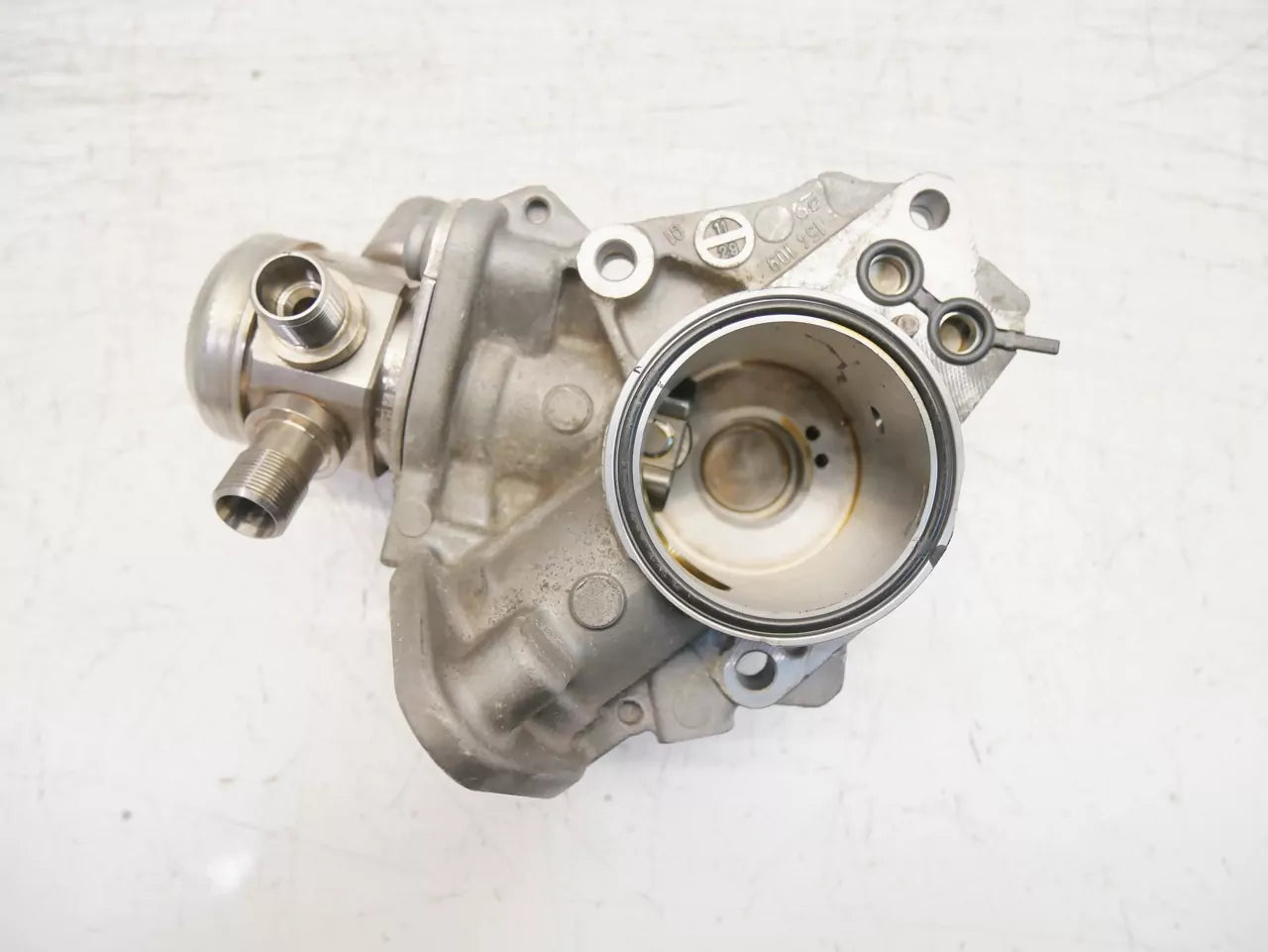 Bomba de combustible Mercedes-Benz 4,7 CLS E 500 V8 M278.922 278.922 A2780700330 A2780700101