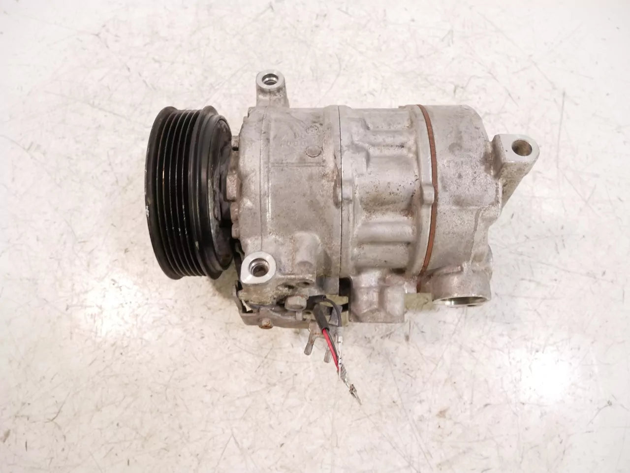 Compresor de aire acondicionado Volkswagen Touareg CR7 3.0 TDI 4motion DENA DEN 4M0816803L