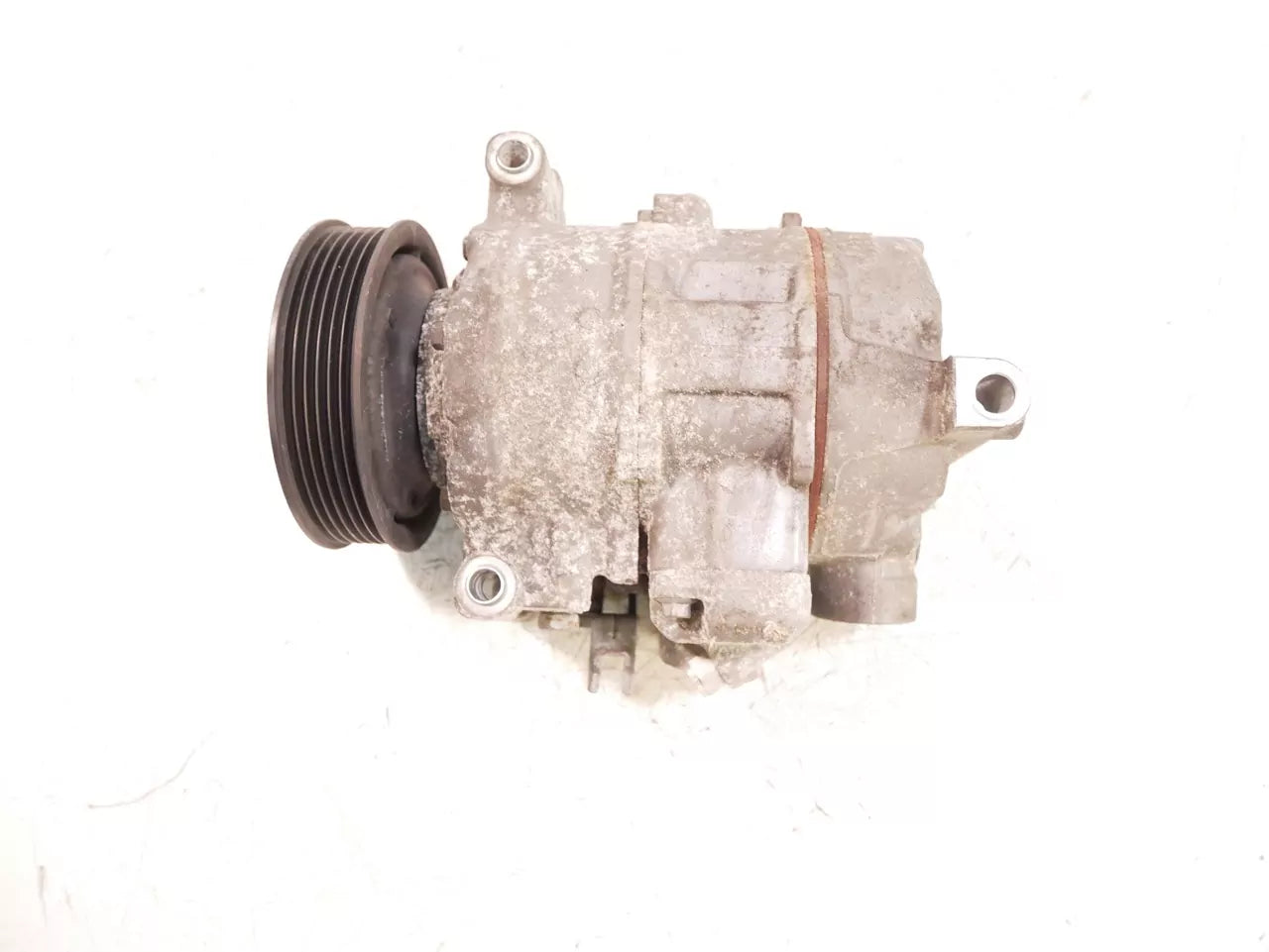 Compresor de aire acondicionado Audi 3,0 TDI CLAA CLA 4G0260805B