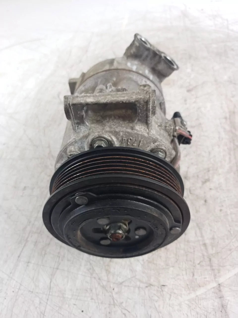 Compresor de aire acondicionado Opel Astra Insignia 1.6 CDTI D16DTH LVL 39157291