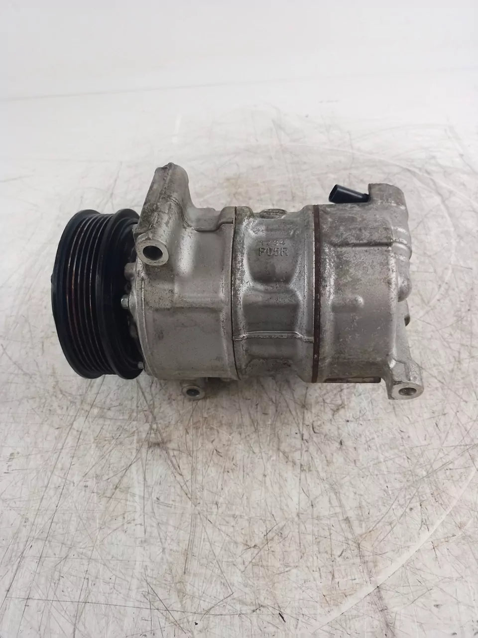 Compresor de aire acondicionado Opel Astra Insignia 1.6 CDTI D16DTH LVL 39157291