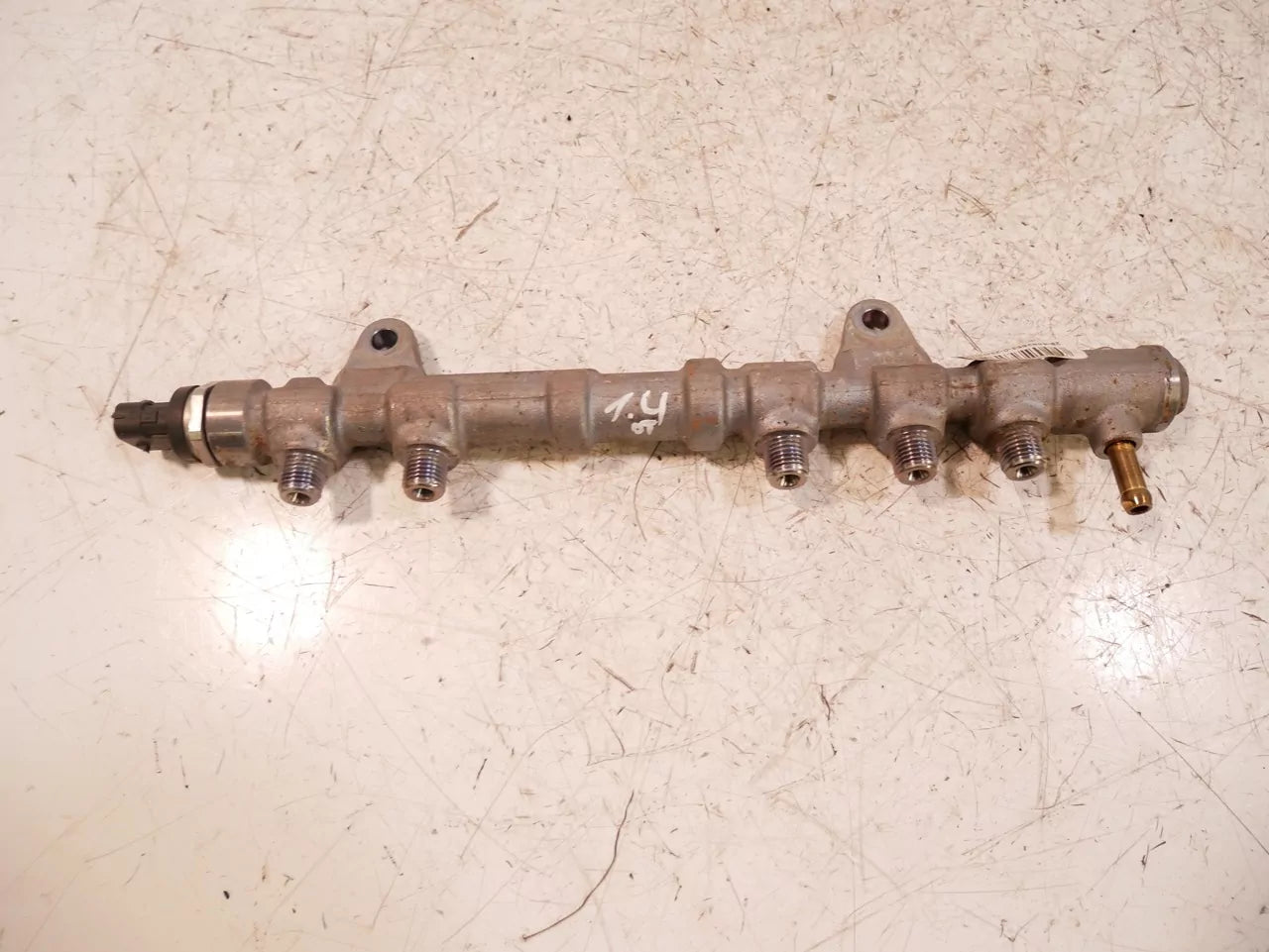Rampa inyectora Opel 1,3 CDTI A13FD 263A2000 LN9 55232355