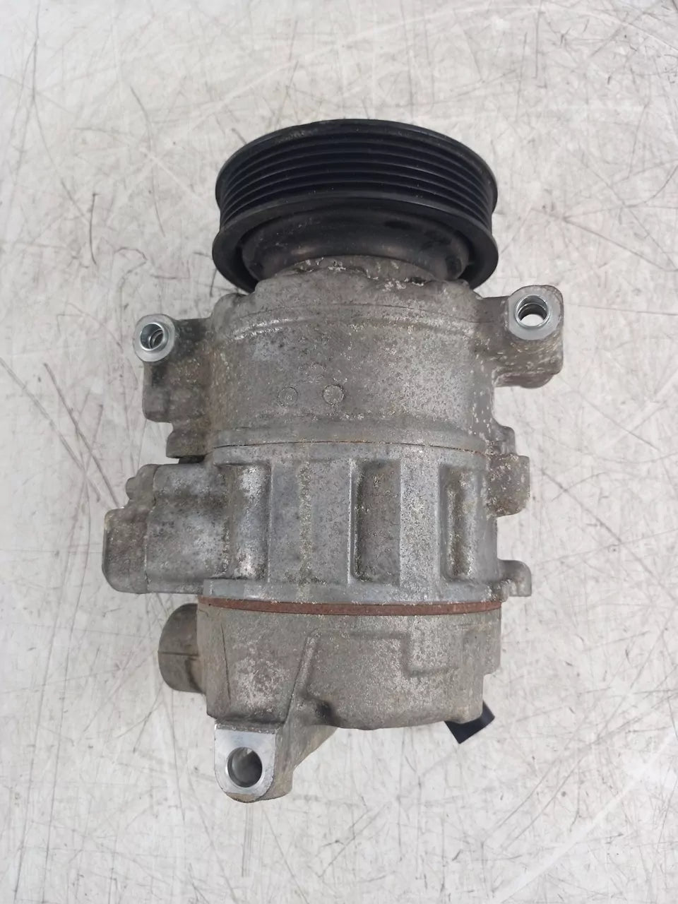 Compresor de aire acondicionado Audi A4 A5 A6 Q5 2.0 TDI CGLC CGL 4G0260805D