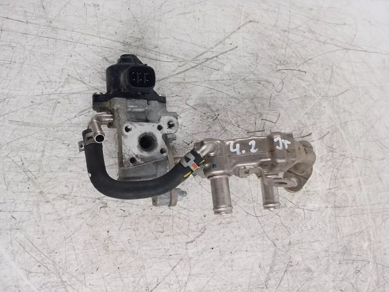 Válvula EGR Peugeot Citroen 108 1.0 VTI 1KR-FE 1KR 25680-0Q010