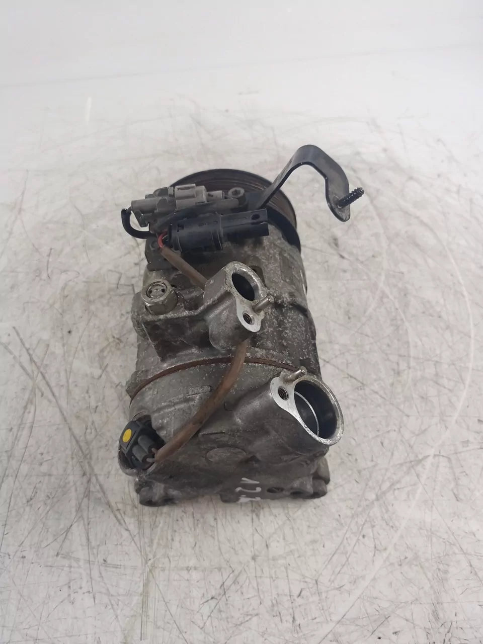 Compresor de aire acondicionado BMW Serie 5 F10 F11 2.0 525d 525 d N47D20D N47 9223694