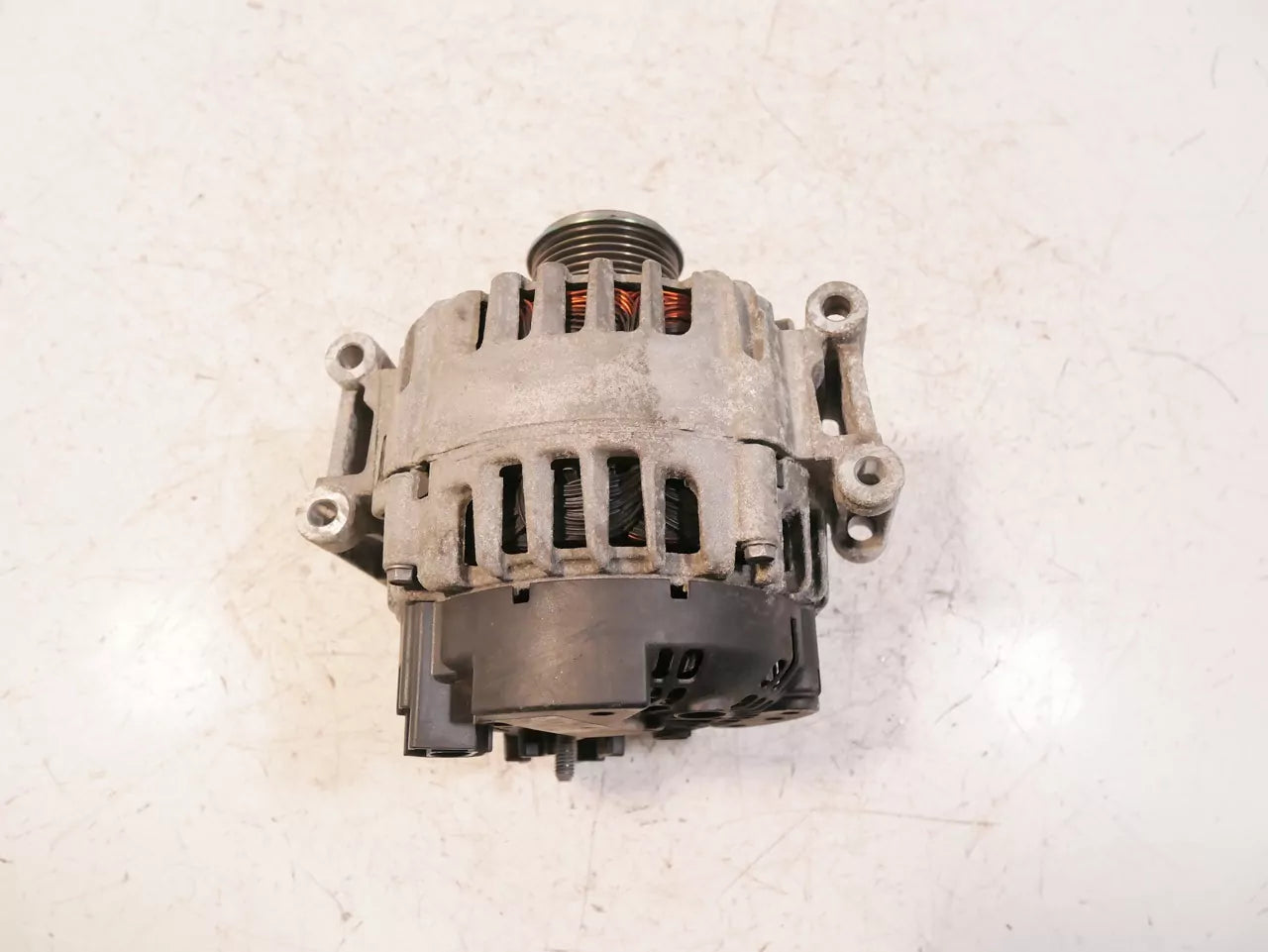 Alternador Audi 2,0 TFSI gasolina CULB CUL 06J903023H