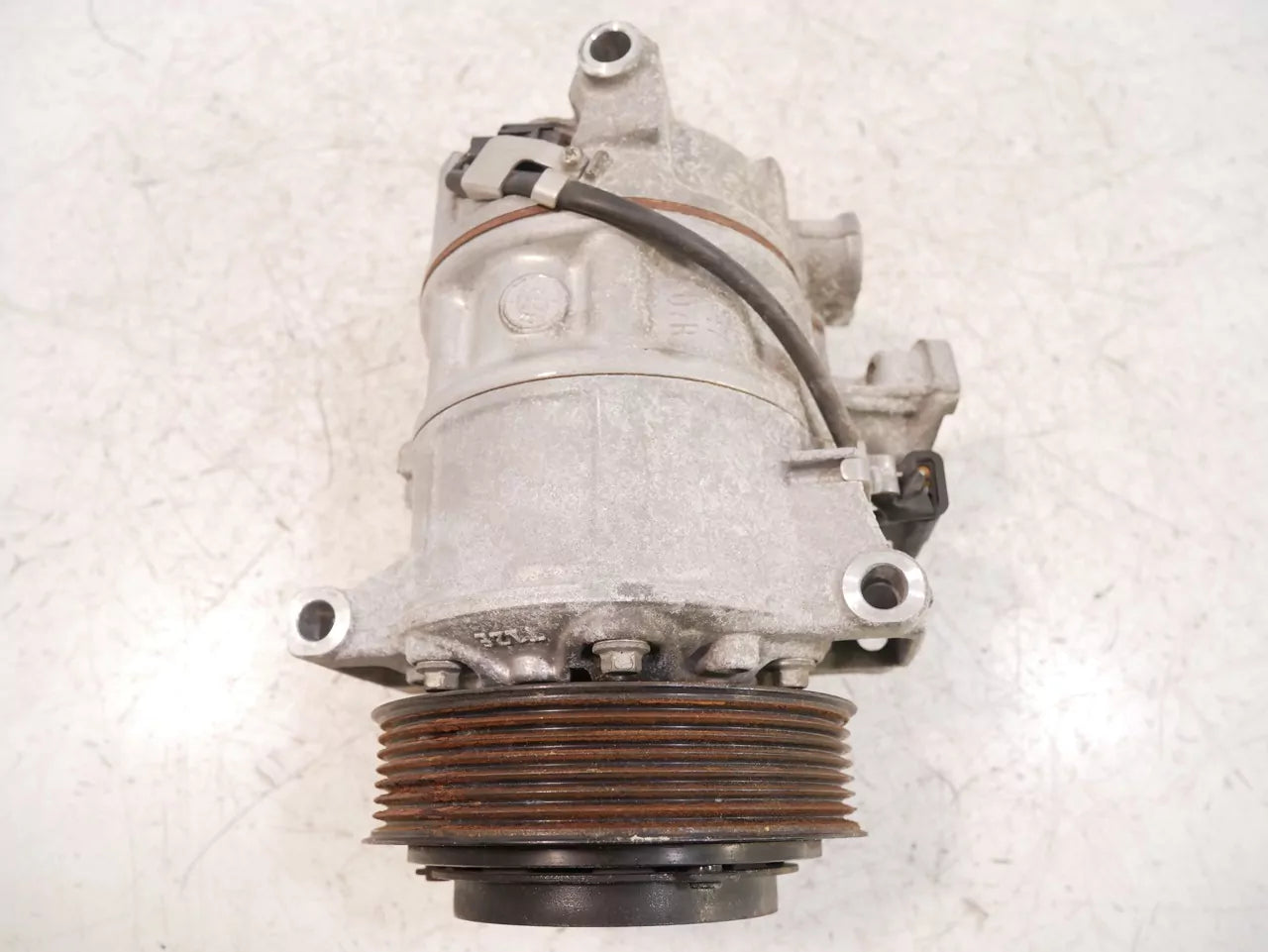 Compresor de aire acondicionado Mercedes-Benz Clase C S205 2.0 M264.920 264.920 A0008300202